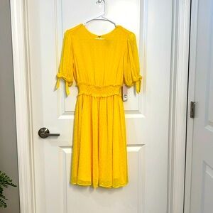 Gorgeous yellow XS Rachel Parcell dress. Never worn
💋Final price💋